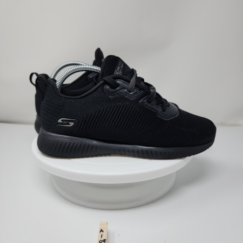 Skechers Ultra Flex 2.0 womens 9